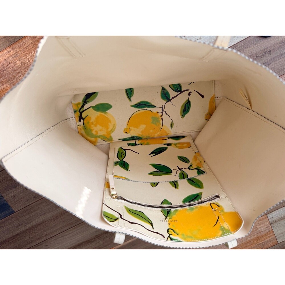 Kate Spade Large Lemon Print Tote Bag - Iconic Botanical Design - Picture 3 of 10